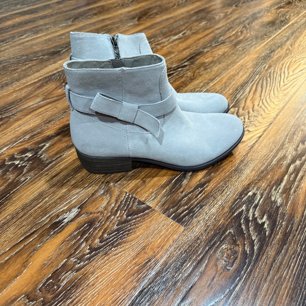 Skechers 11 Westernville Texas Ankle Boots Women Beige Grey Suede Bow Zip 167963